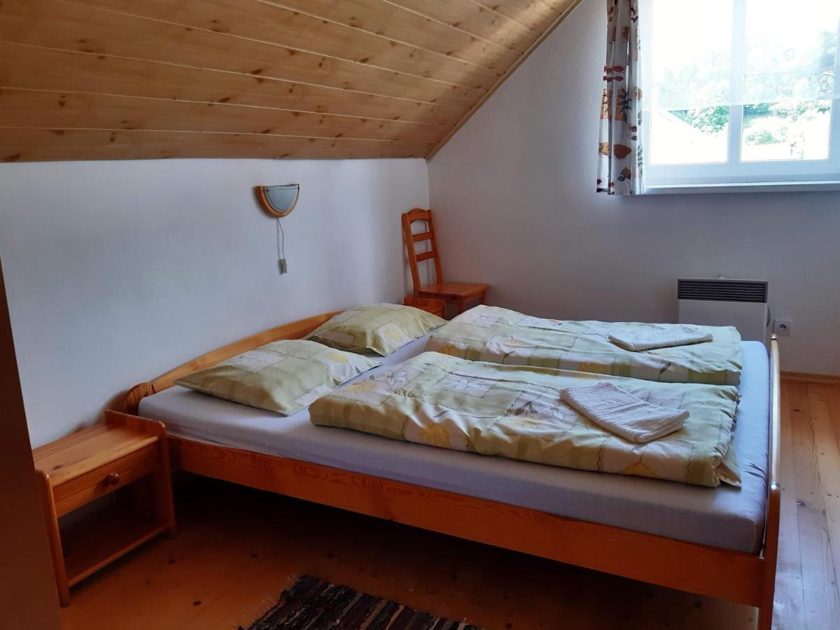 Chalupa Helena Na Poraci Eksteriør bilde